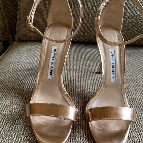 manolo blahnik gold sandals